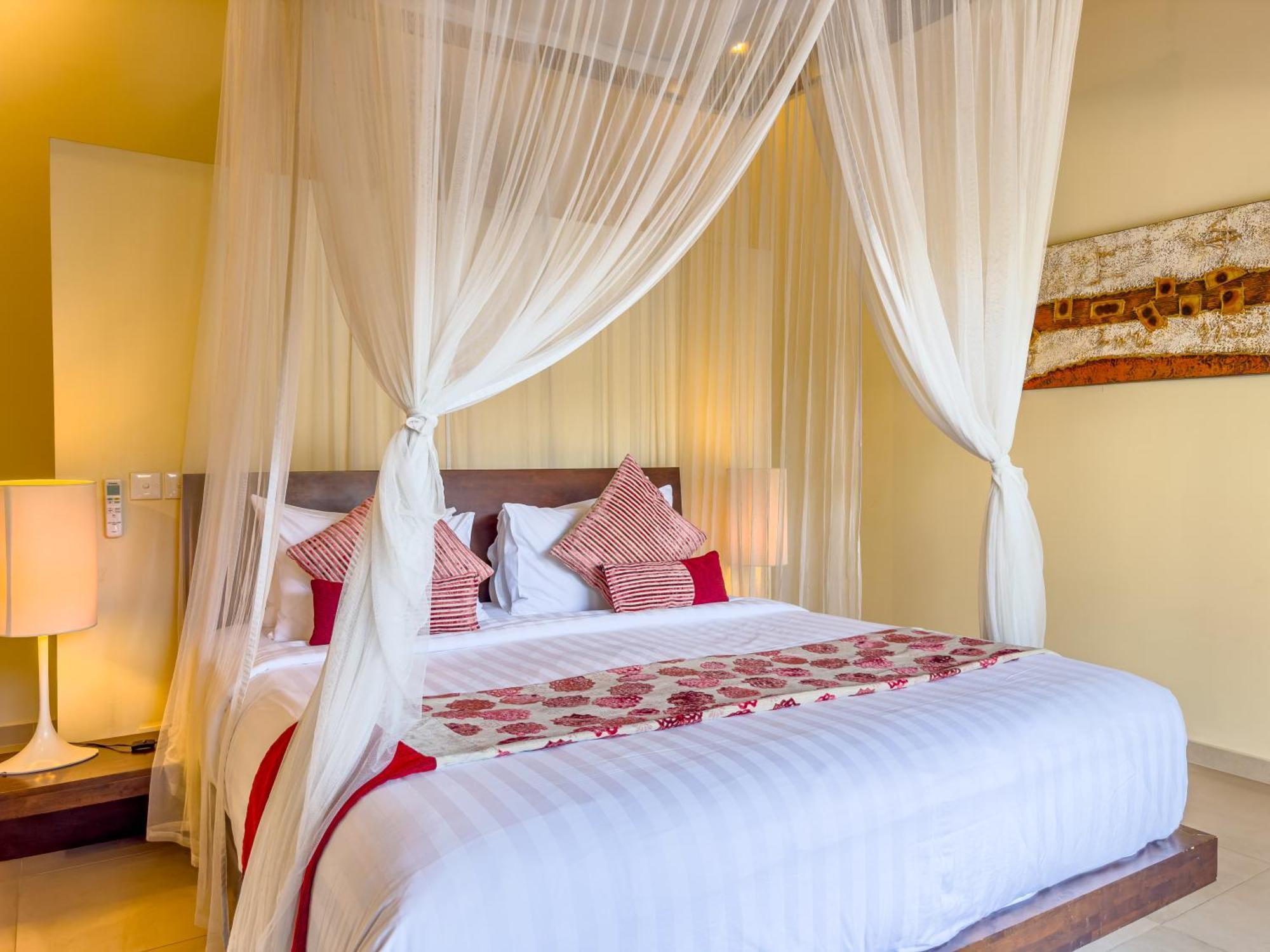 Villa Bugis Drupadi Seminyak Room photo